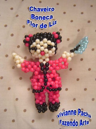 CHAVEIRO - BONECA FLOR DE LIZ